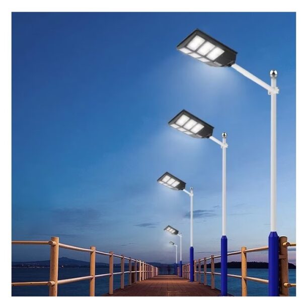 Lampa solara stradala Flippy, cu telecomanda, senzor de miscare si lumina, suport prindere, 480 LED-uri, IP65, ABS, 15AH, 300W, temperatura culoare 6500K, 44.6x34.8x7.2 cm, autonomie 10-12 ore, negru - imagine 4