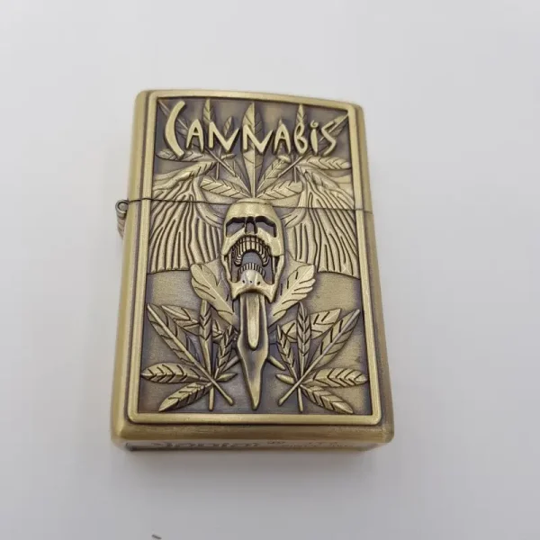 Bricheta Tip Zippo, 3d Relief, Metalica, Canabis 2, Lichid Zippo 125 Ml - imagine 3