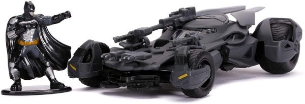 BATMAN AUTOMOBIL BATMOBILE JUSTICE LEAGUE 1:32 - imagine 2