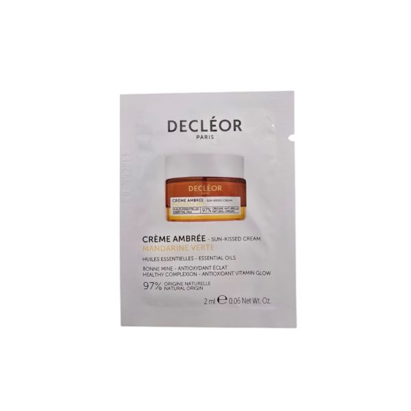 Decleor, Aromessence - Green Mandarin Sun-Kissed Glow, Essential Oils, Smoothing, Tinted Moisturizer, 2 ml *Sample - For Women