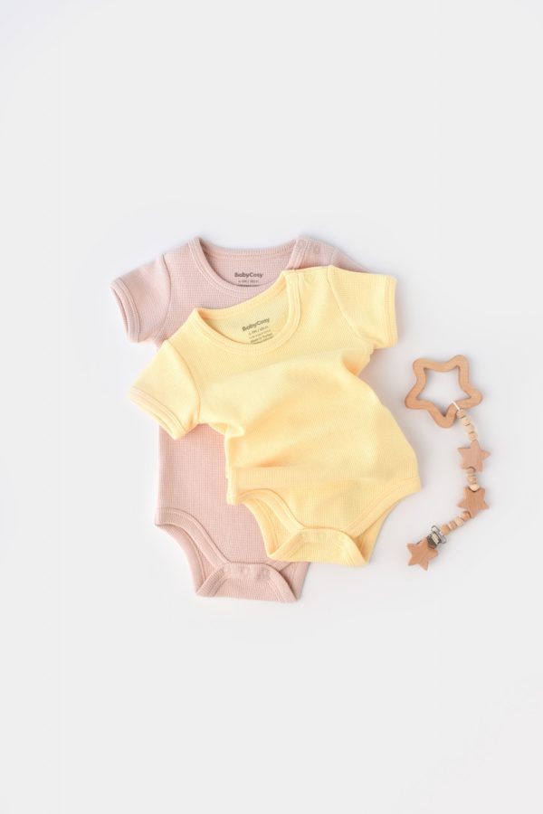 Set 2 body-uri bebe unisex -100% bumbac organic - Galben/Roz, BabyCosy (Marime: 9-12 luni) - imagine 2