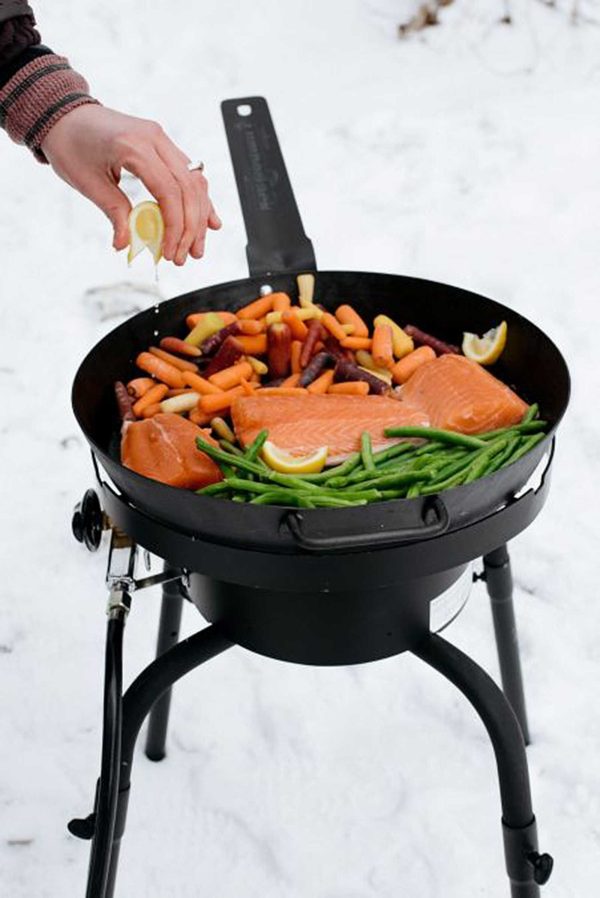 Tigaie adanca rotunda din otel carbon Paella Lumberjack cu maner 50 cm Camp Chef CC-SLJ20 - imagine 6