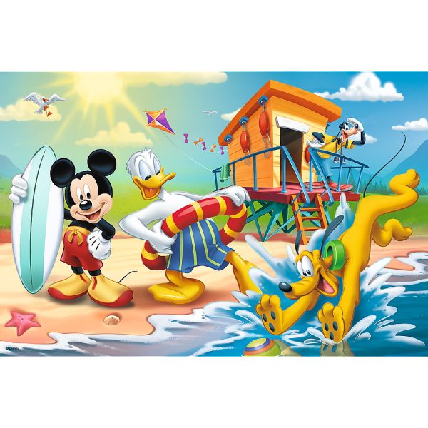 PUZZLE TREFL 60 DISTRACTIE PE PLAJA CU MICKEY MOUSE - imagine 2