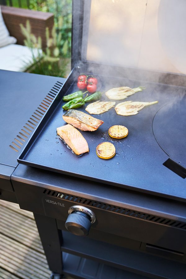 Gratar pe gaz tip plancha, grill si cuptor de pizza cu 2 arzatoare Char-Broil Versa-Tile Griddle 140241 - imagine 27